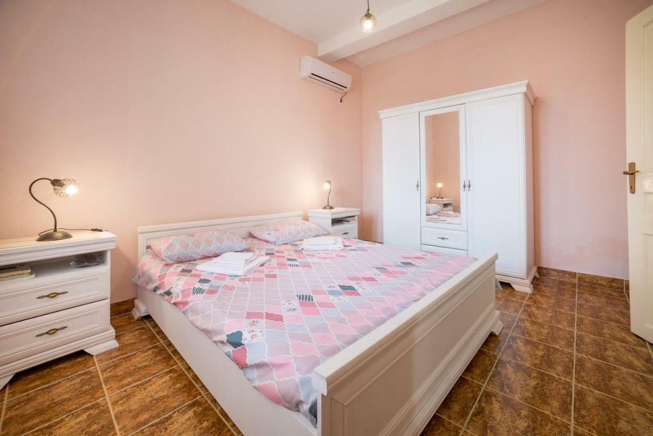 Casa M Apartment ติวัต ภายนอก รูปภาพ